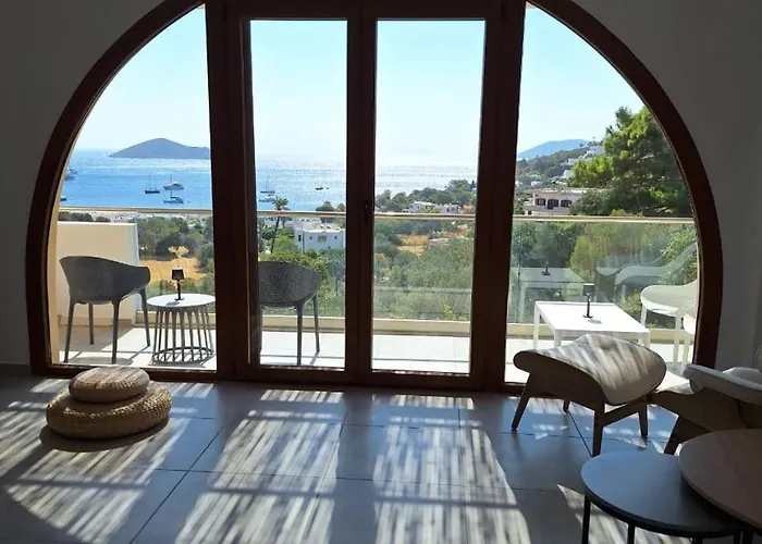 Onblue * Vromolithos