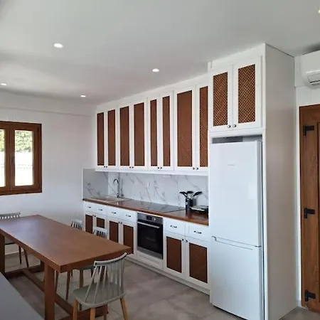 Onblue Appartement Vromolithos