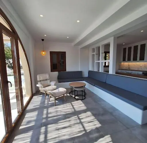 Onblue شقة Vromolithos